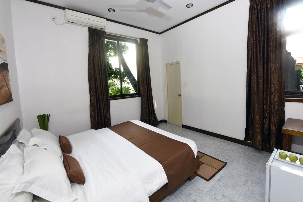 Isle Beach Inn Maldives Экстерьер фото
